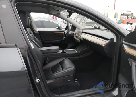2022 Tesla Model Y Long Range Dual Motor All-Wheel Drive from USA, damaged, VIN 7SAYGDEE1NF558865